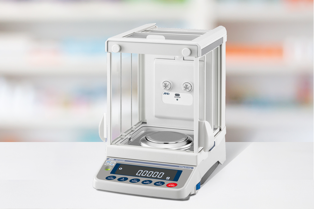 AND Weighing GF-124A Analytical Balance, 122 g x 0.0001 g